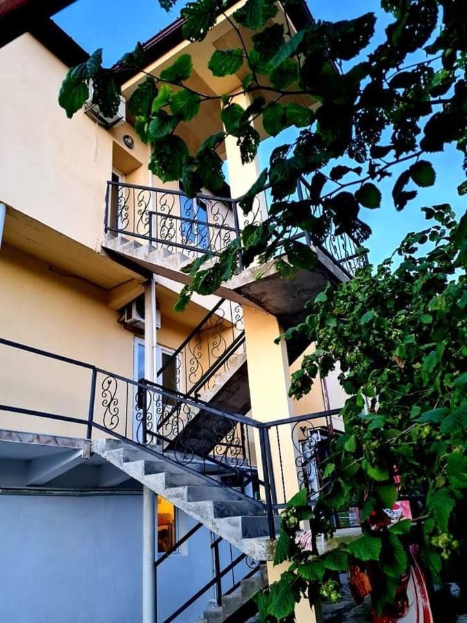 Hotel Private House Suliko Kobuleti Esterno foto